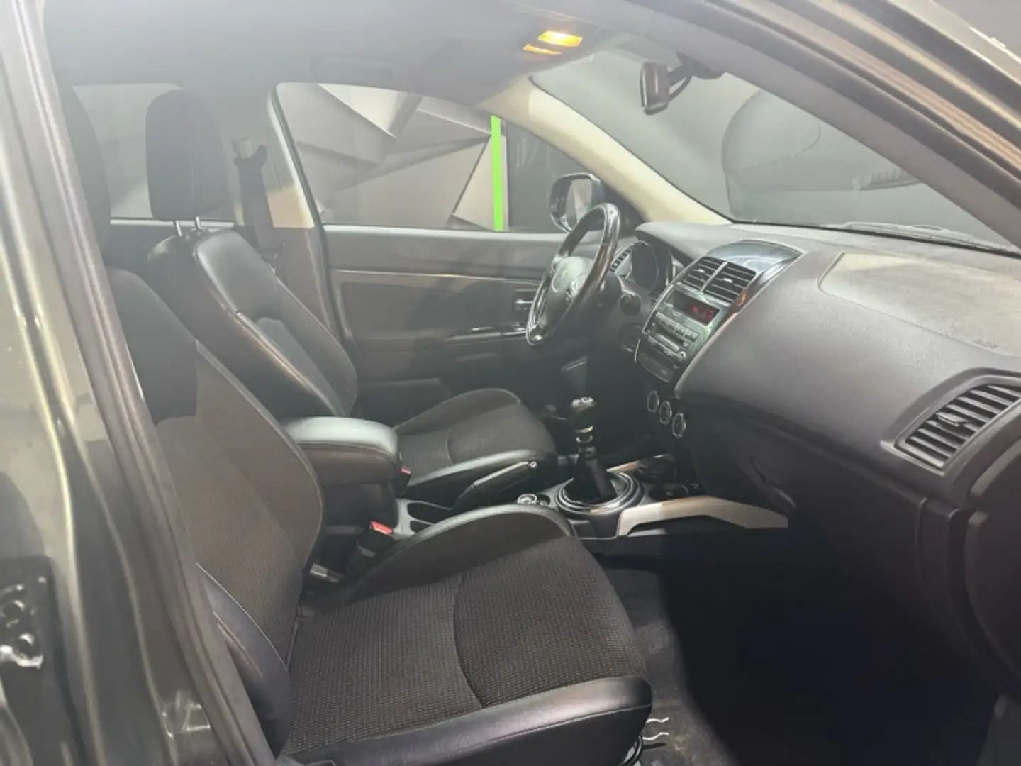Peugeot 4008 1.6 HDI115 FAP STT 4WD Gri - 2