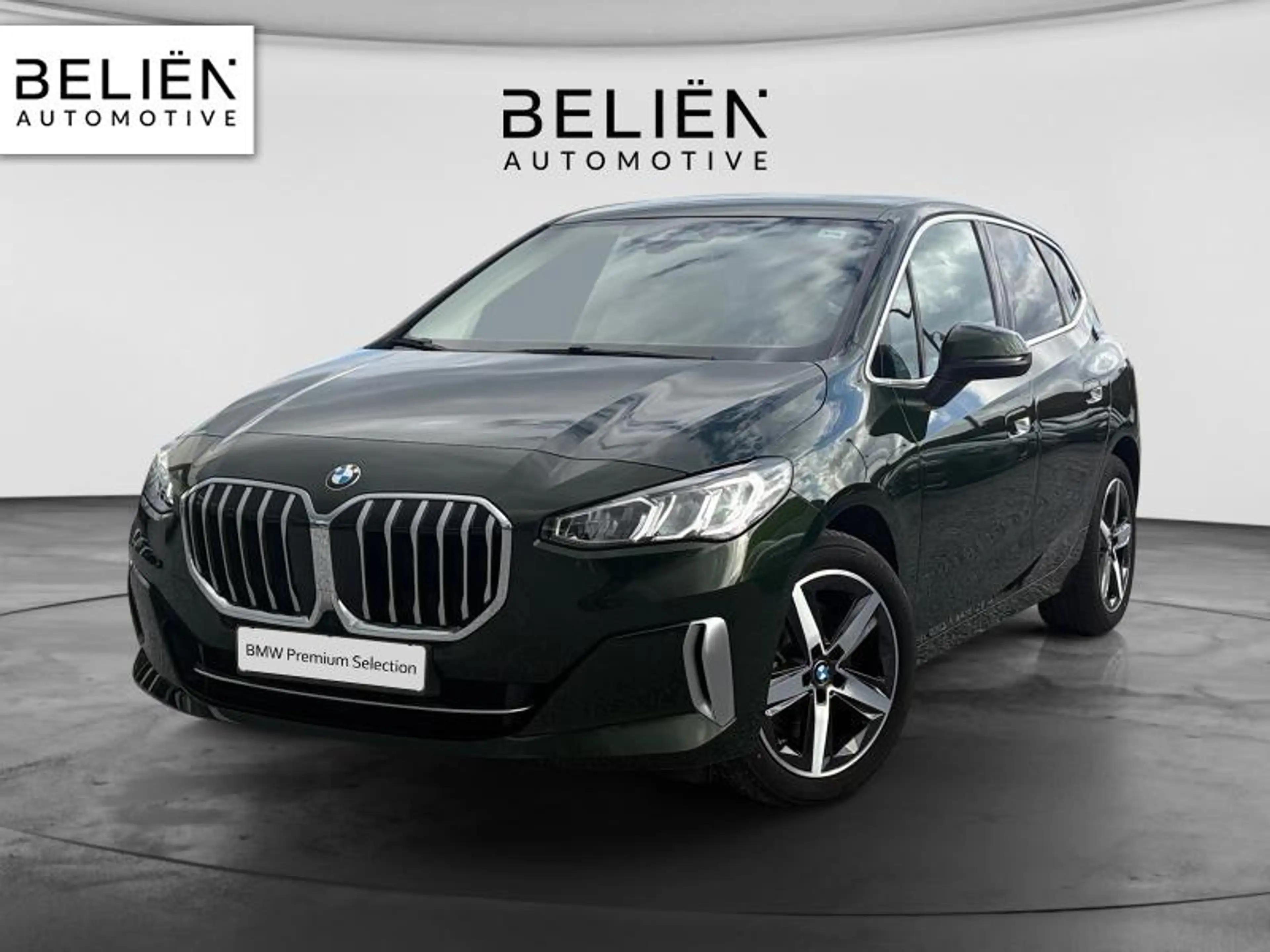 BMW 223 Luxury Line