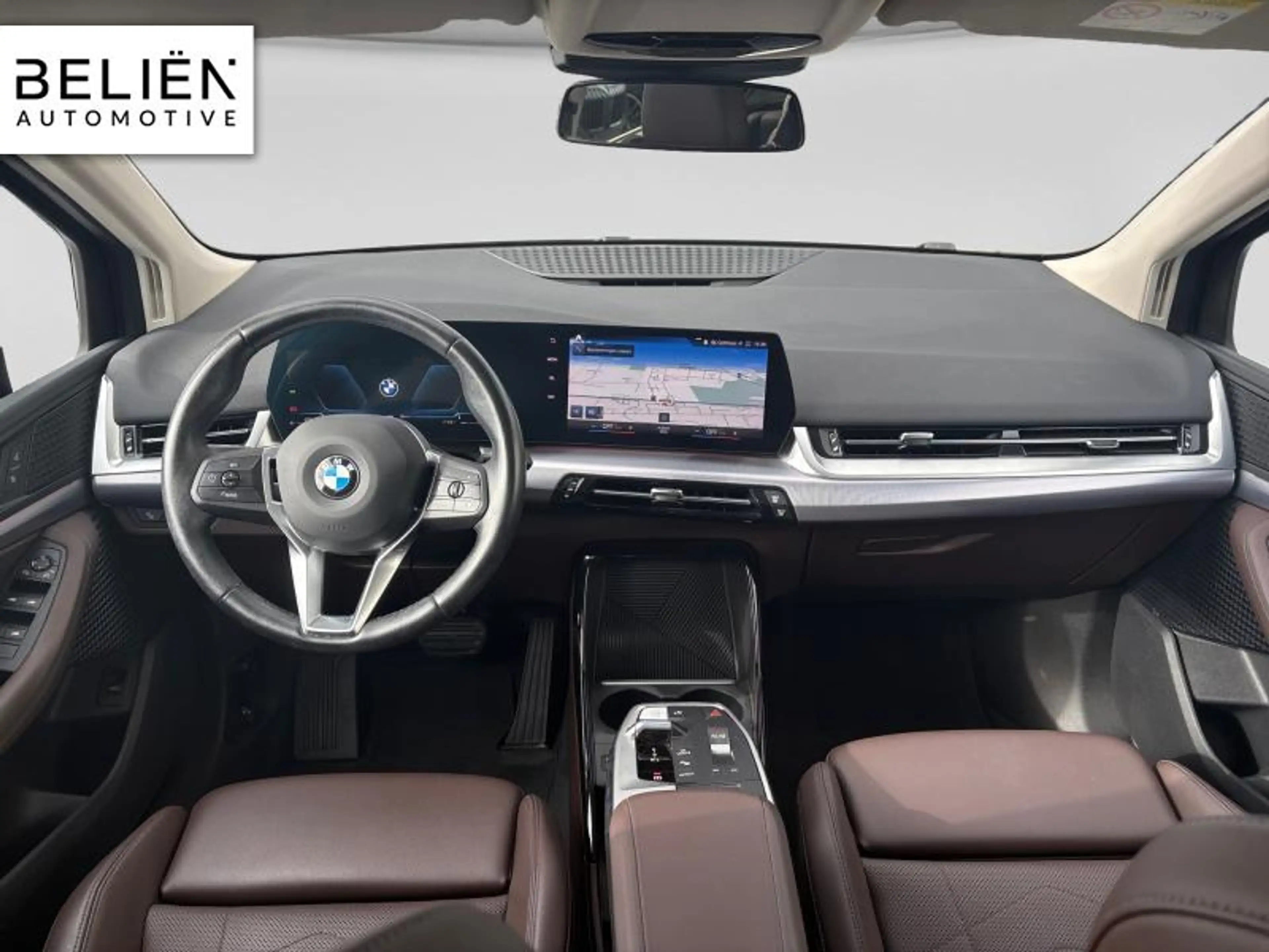 BMW 223 Luxury Line — photo 8