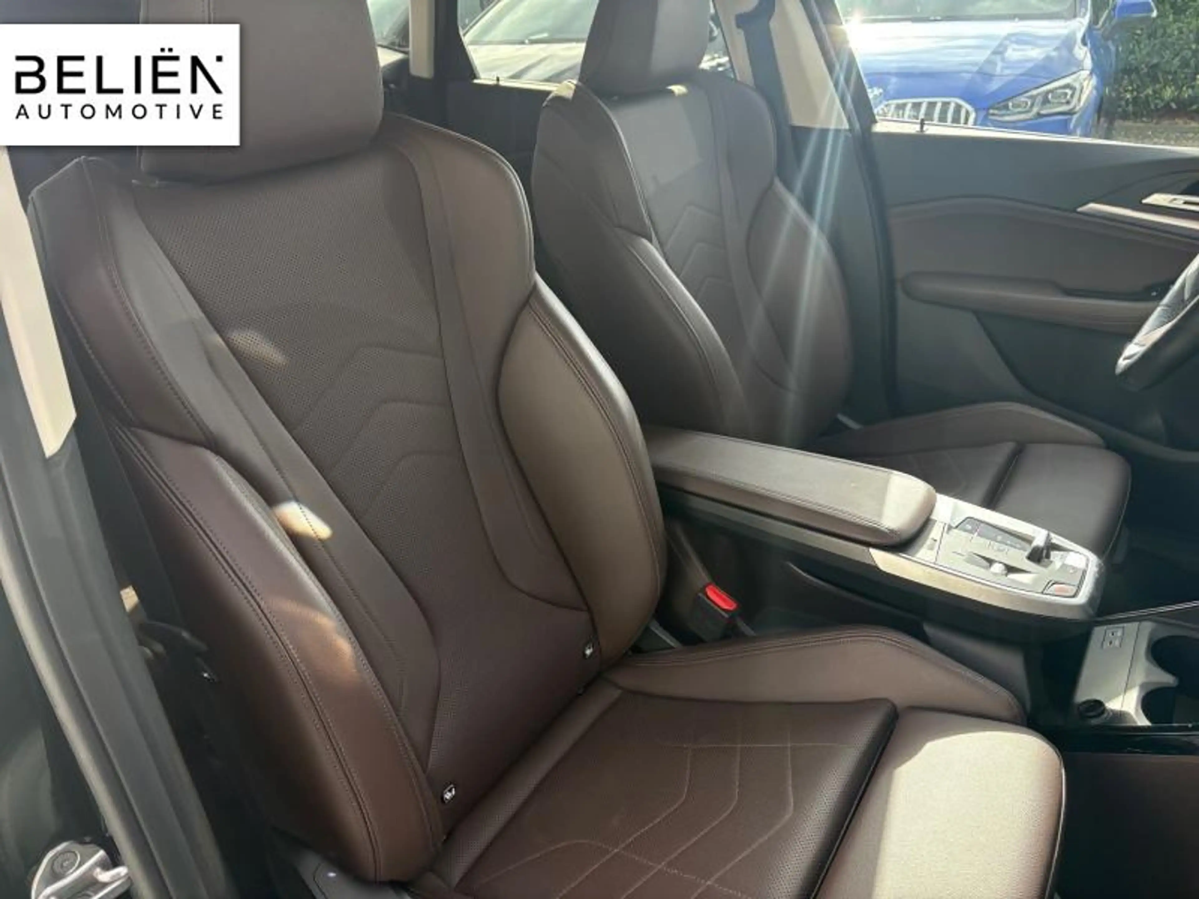 BMW 223 Luxury Line — photo 13