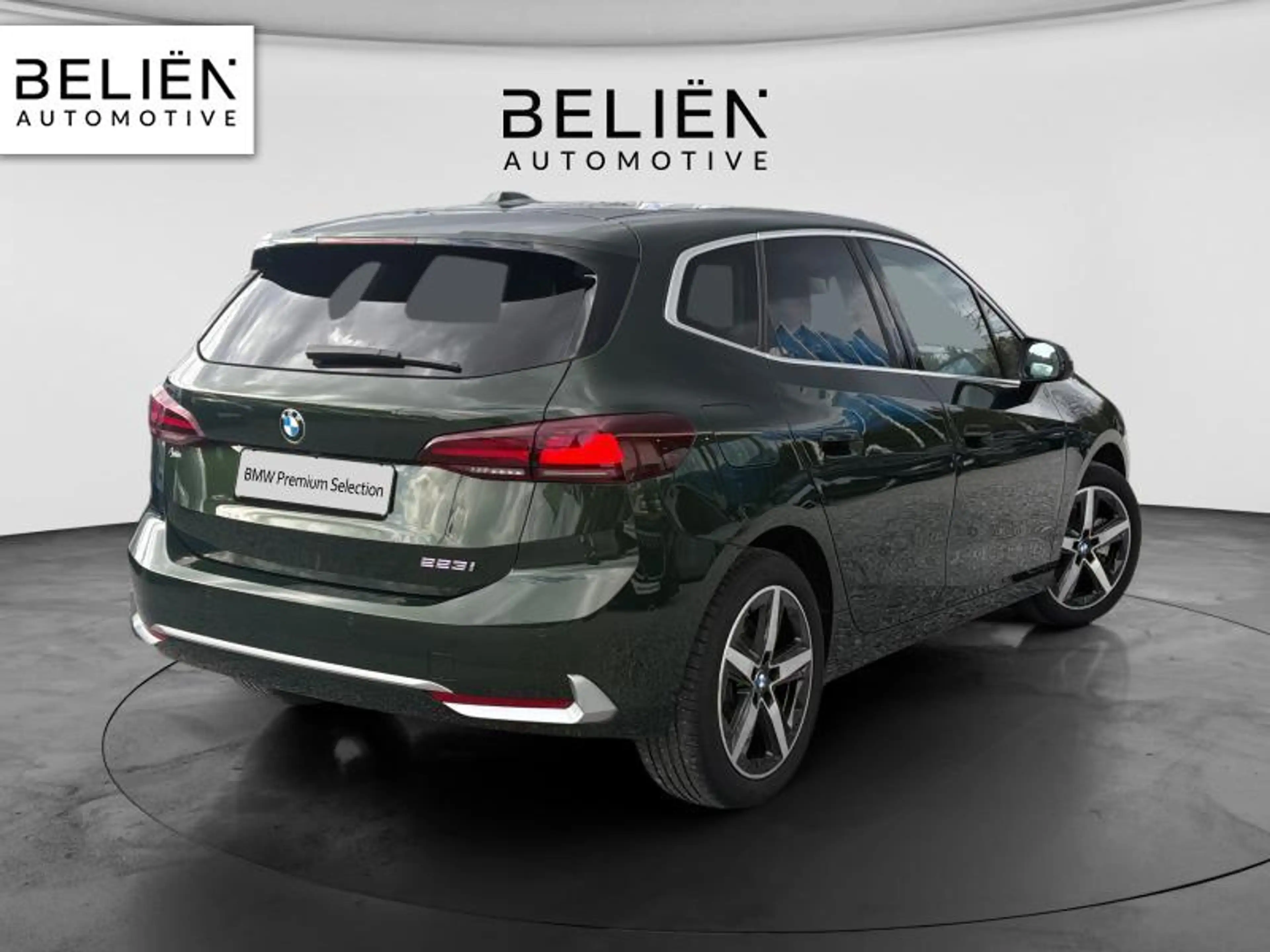 BMW 223 Luxury Line — photo 2