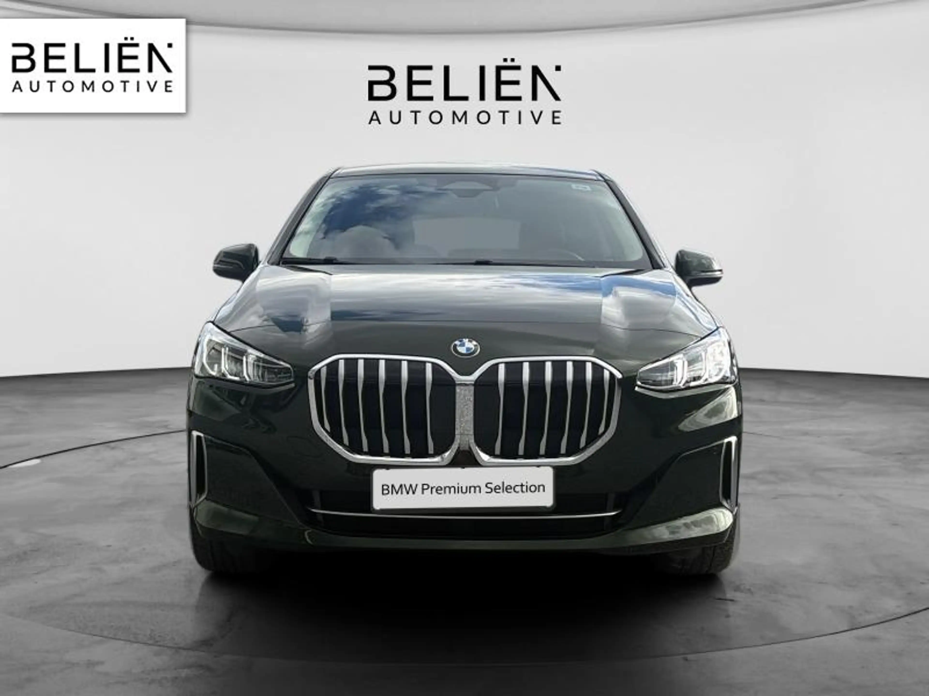 BMW 223 Luxury Line — photo 3