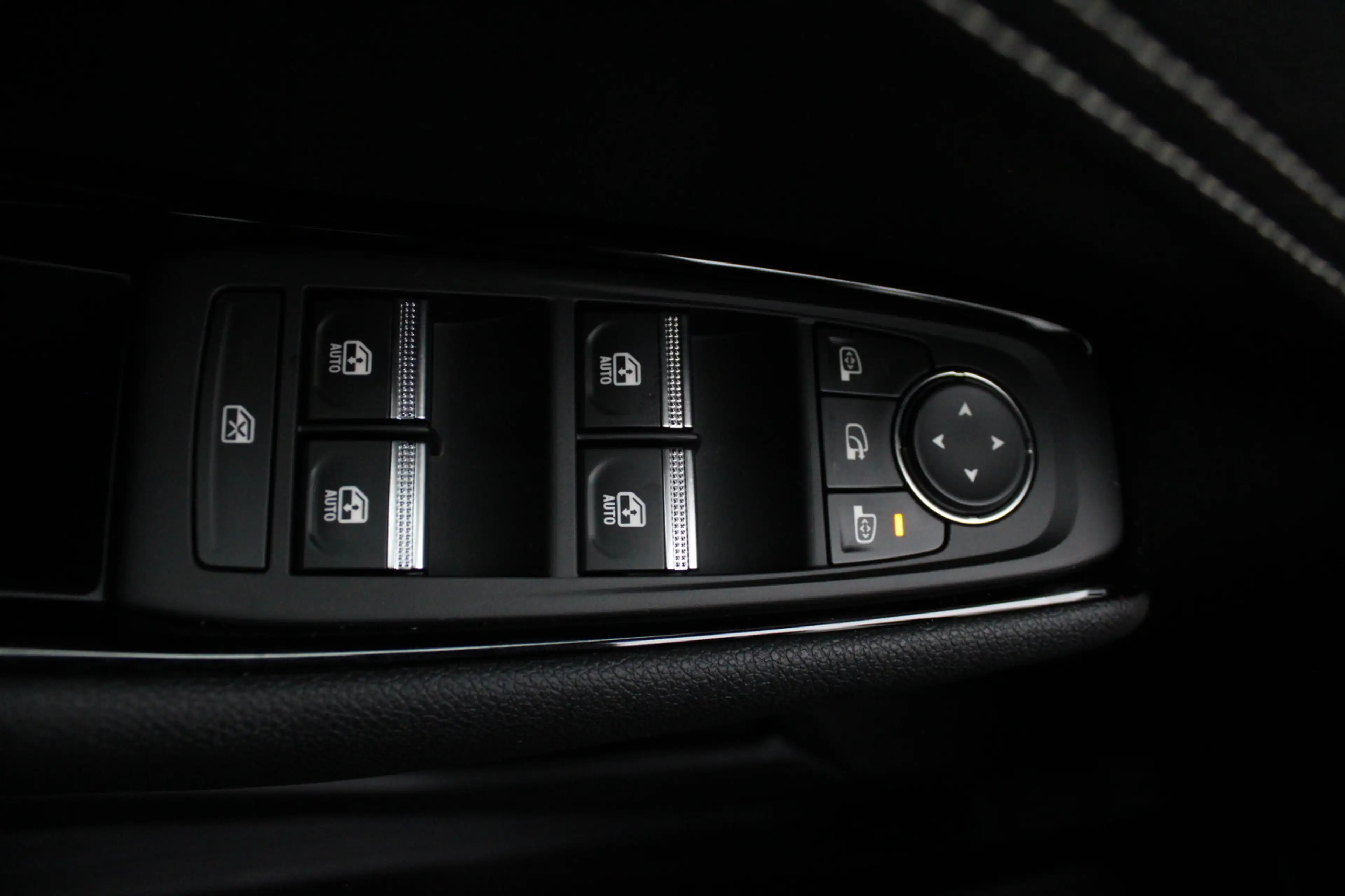 Renault Austral Techno Mild Hybrid 150 Automatik — photo 9