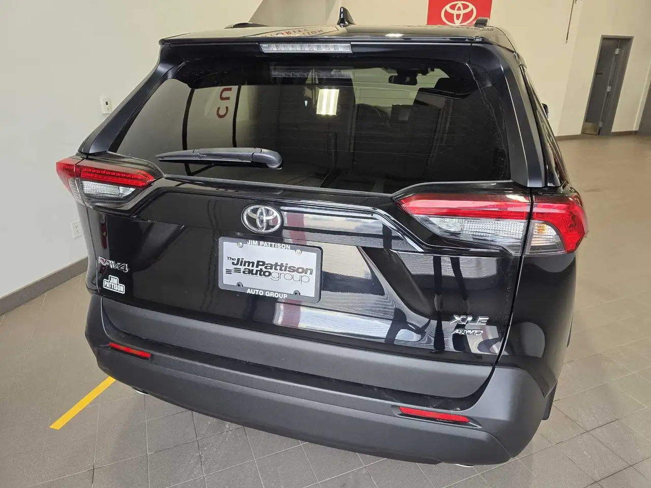 Toyota RAV 4 снимка Toyota RAV 4