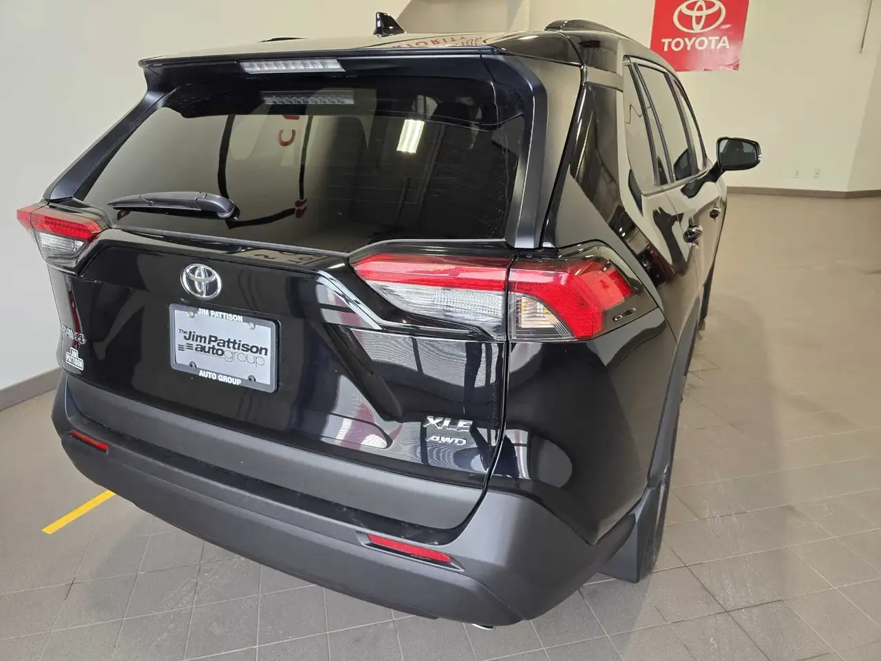 Toyota RAV 4 снимка Toyota RAV 4