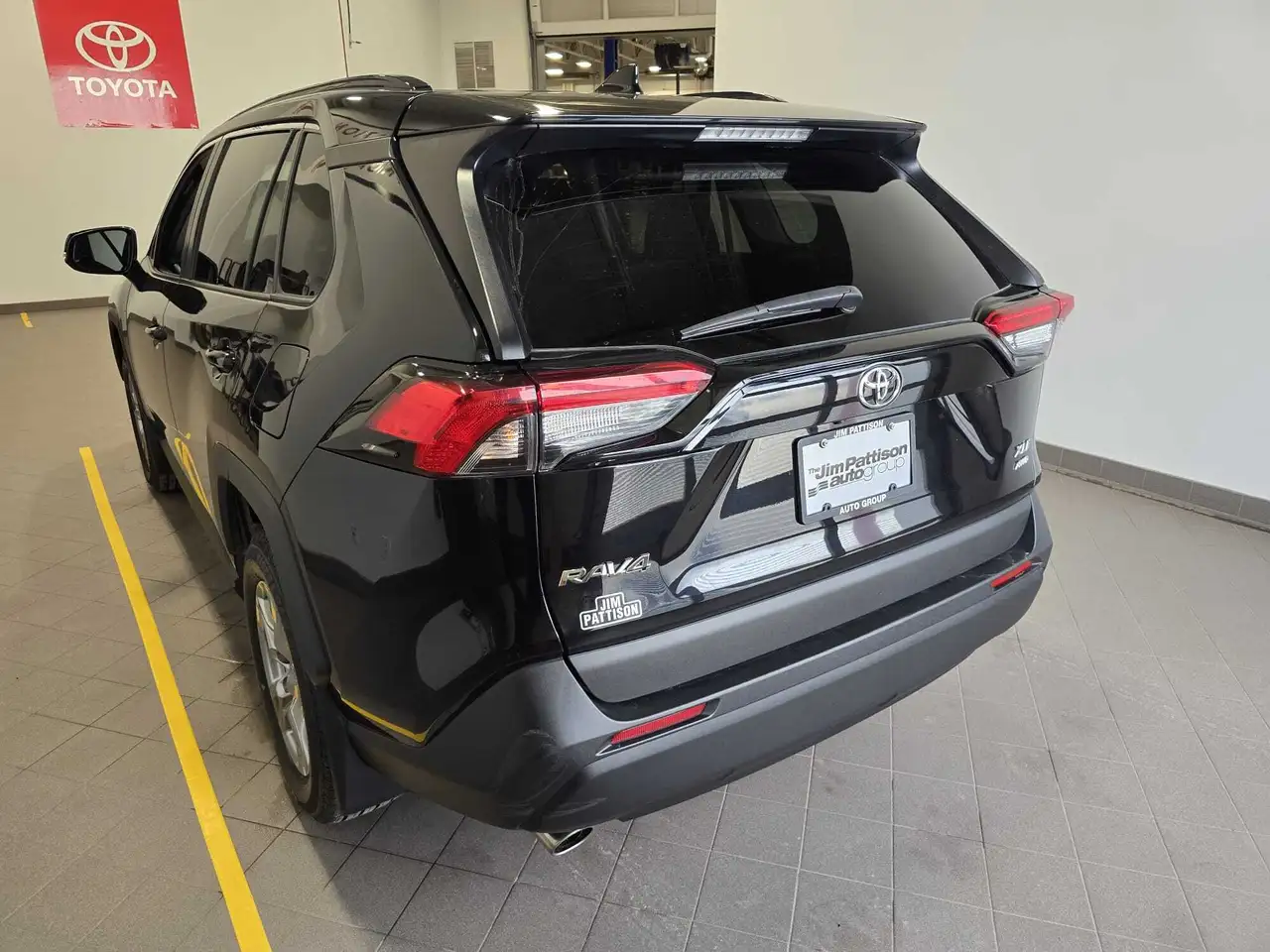 Toyota RAV 4 снимка Toyota RAV 4