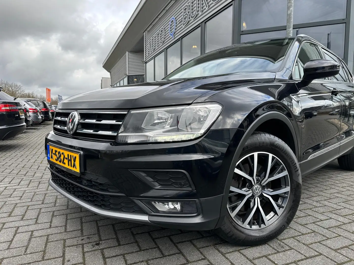 Volkswagen Tiguan Allspace 1.4 TSI Comfortline 7 Persoons | Navi | ECC | PDC Zwart - 2