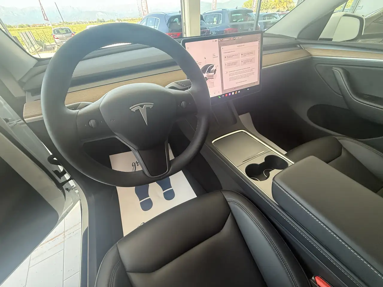 Tesla Model Y Single Motor rwd, миниатюра 10