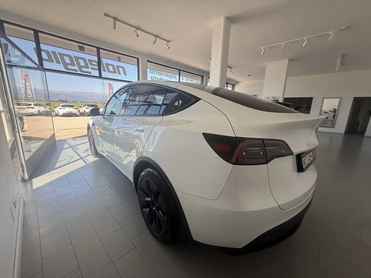 Tesla Model Y Single Motor rwd, миниатюра 5