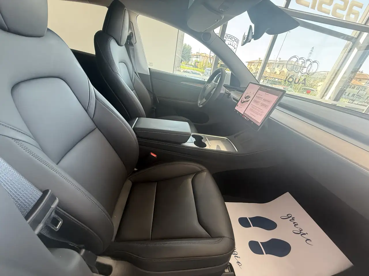 Tesla Model Y Single Motor rwd, миниатюра 11