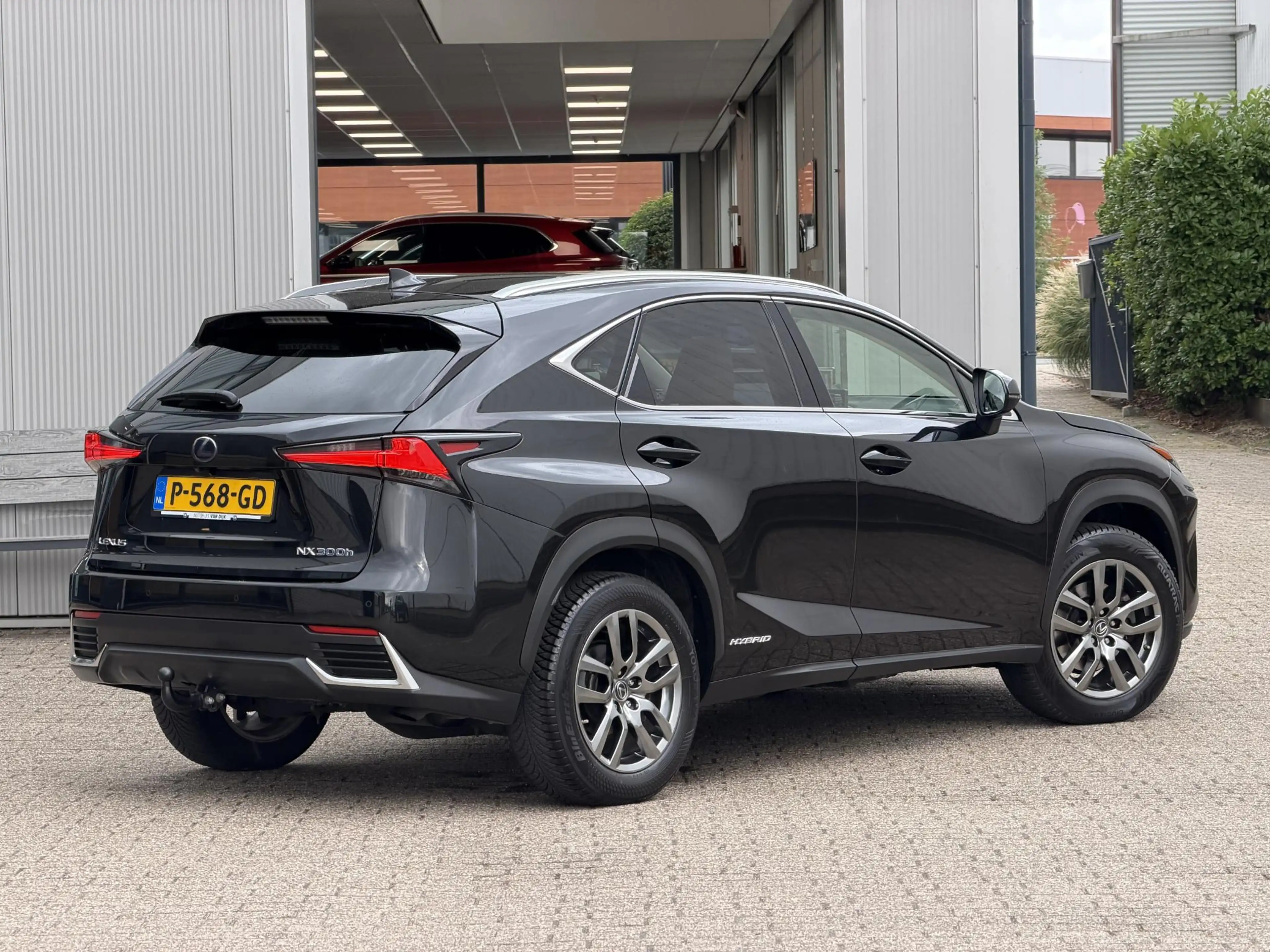 Lexus NX 300h AWD Luxury Line | Schuifdak/Leder/Trekhaak/Adapt.C — photo 2