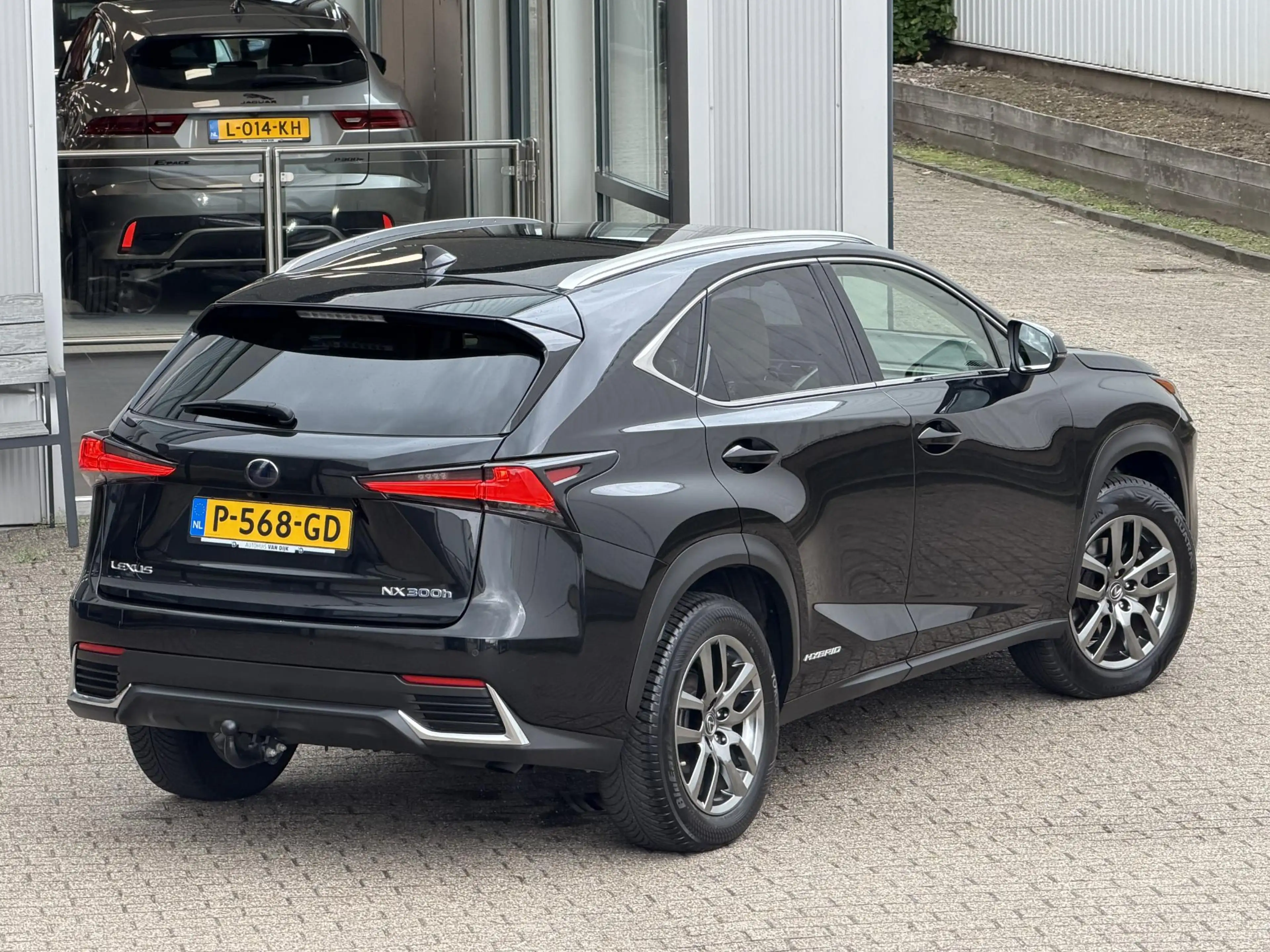 Lexus NX 300h AWD Luxury Line | Schuifdak/Leder/Trekhaak/Adapt.C — photo 40