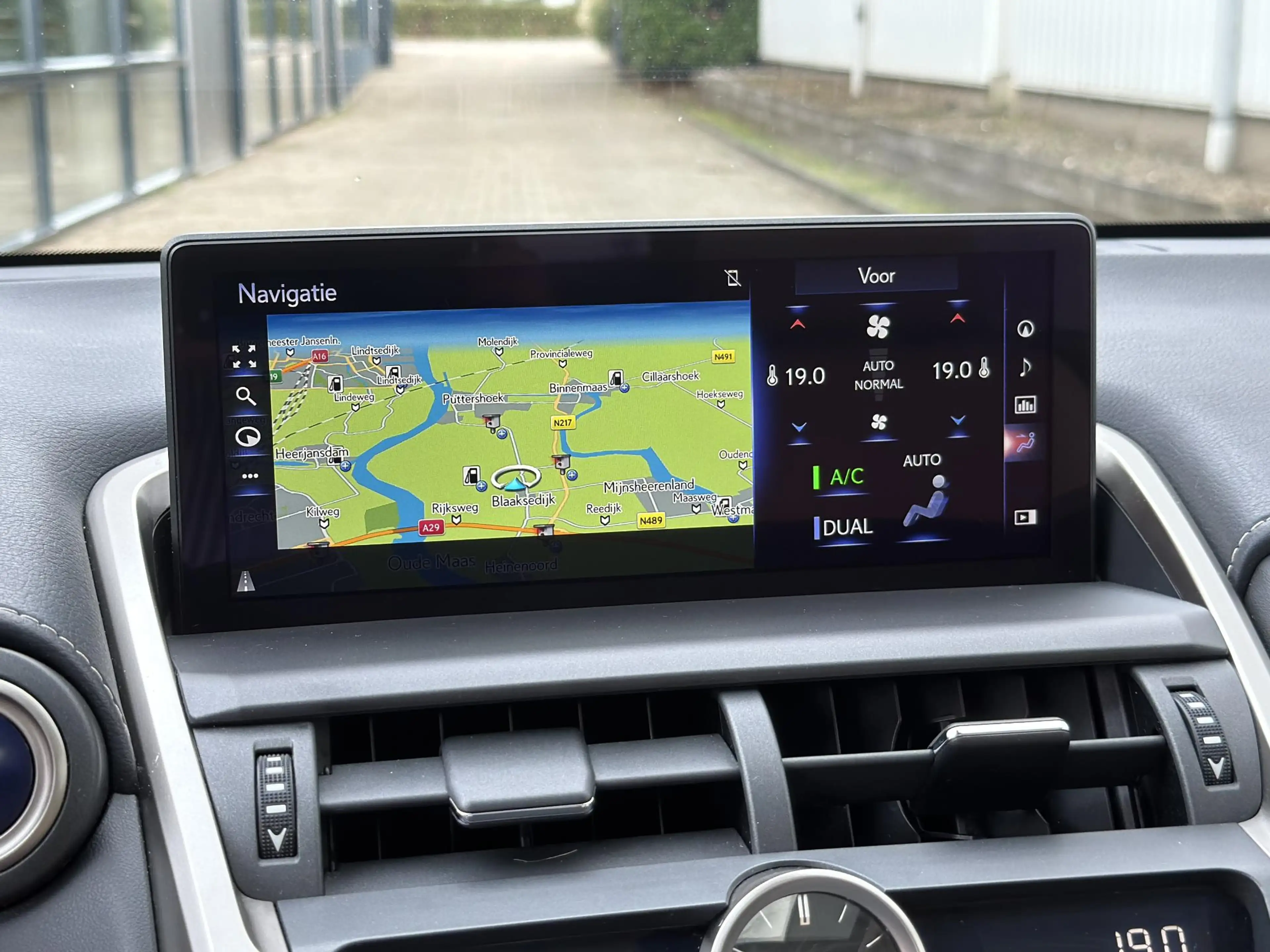 Lexus NX 300h AWD Luxury Line | Schuifdak/Leder/Trekhaak/Adapt.C — photo 26