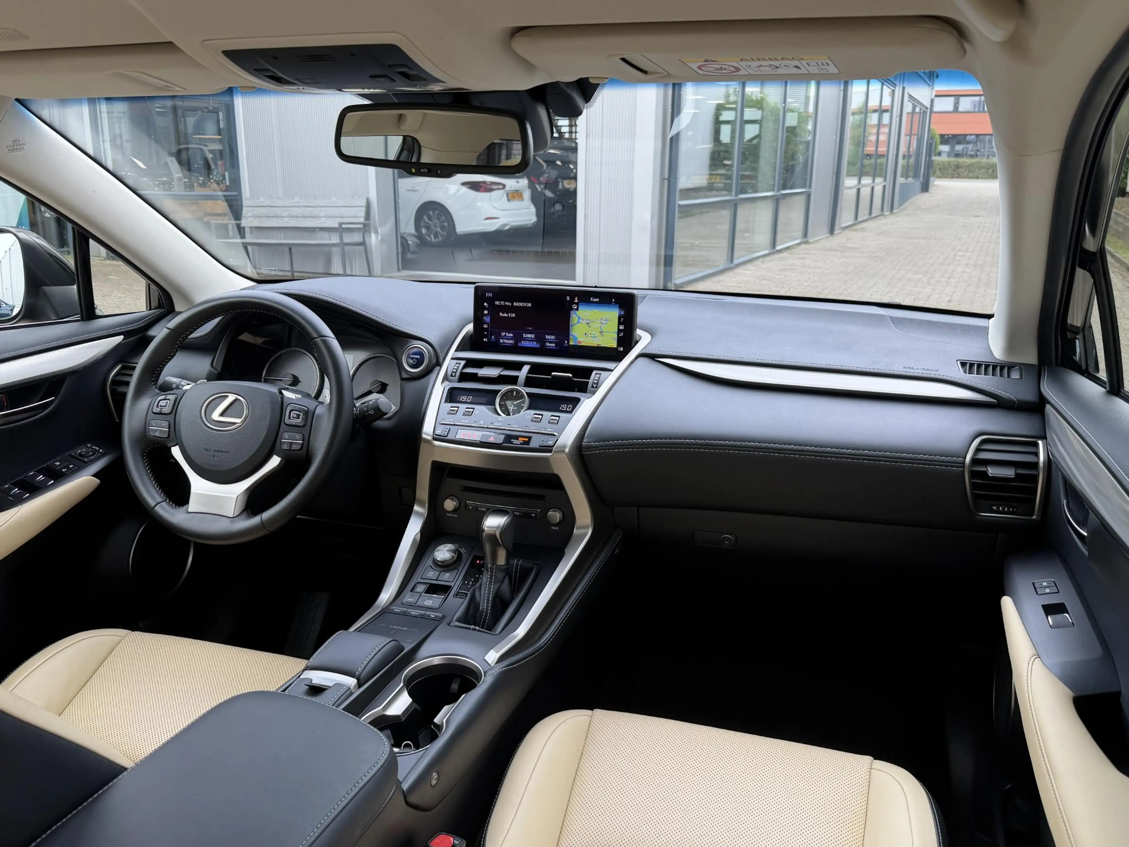 Lexus NX 300h AWD Luxury Line | Schuifdak/Leder/Trekhaak/Adapt.C — photo 24