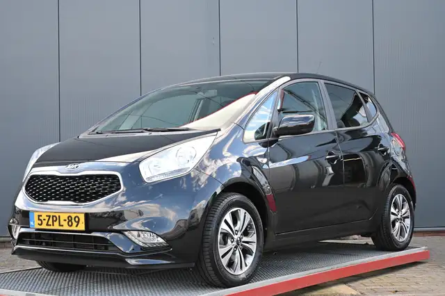 Kia Venga 1.4 CVVT First Edition camera trekhaak