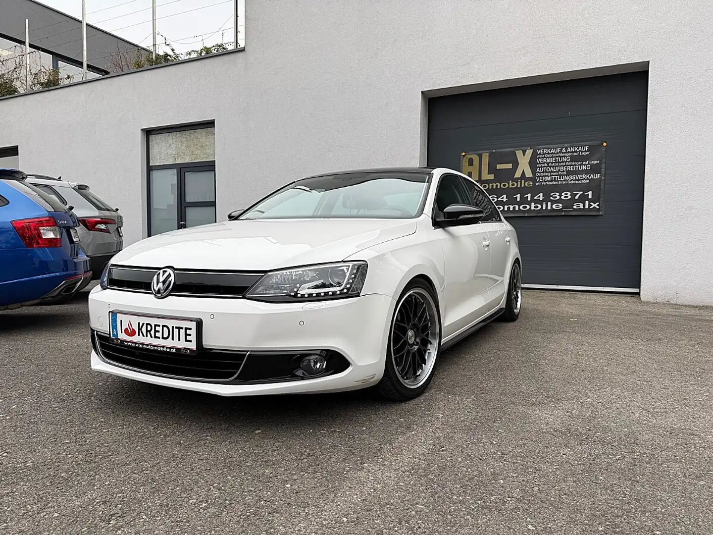 Volkswagen Jetta Hybrid Highline 1,4 TSI DSG Weiß - 1