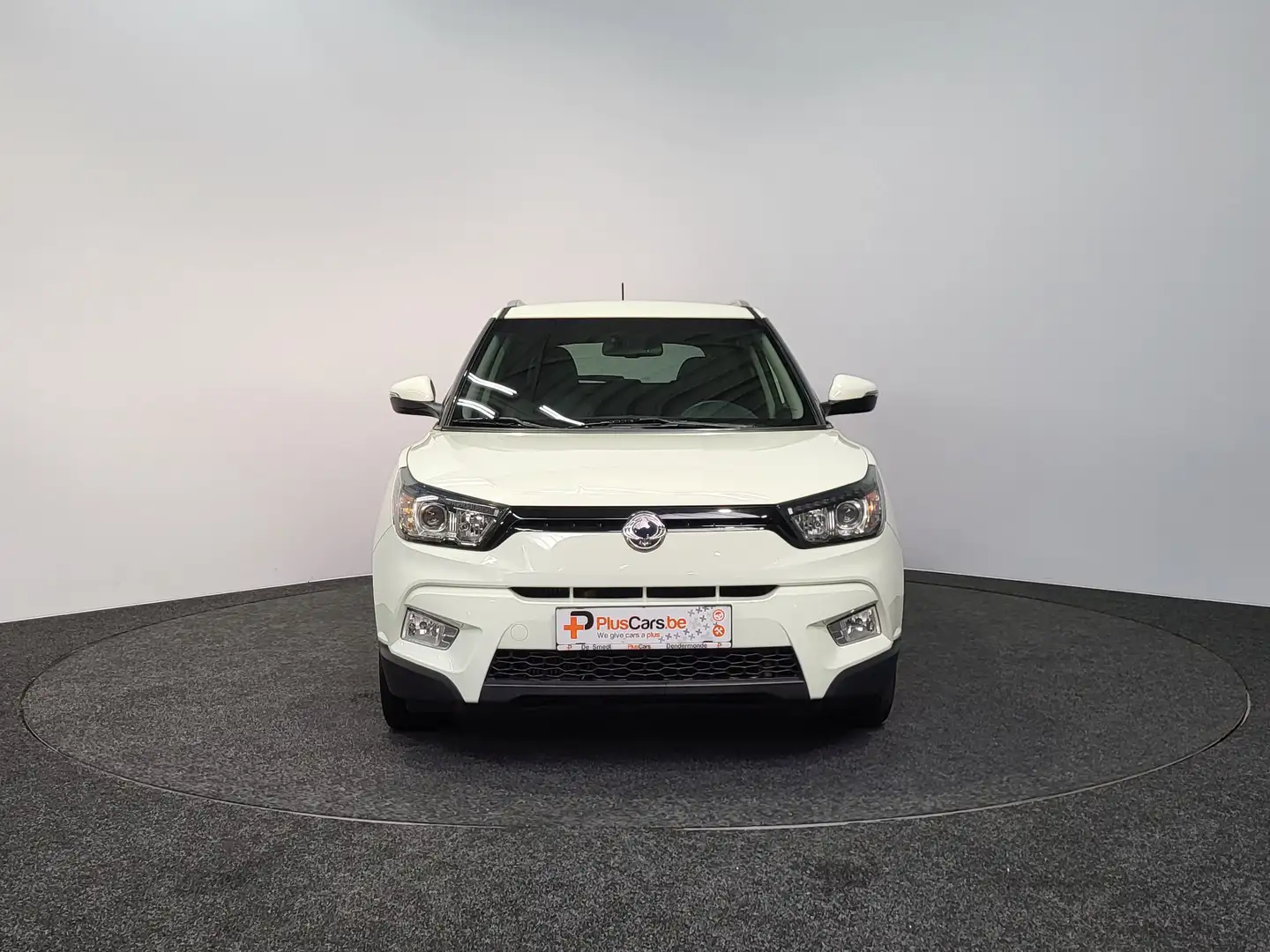 SsangYong Tivoli e-XDi 2WD ~ Sapphire ~ Navi ~ Airco ~ CC ~ Leder Blanc - 2