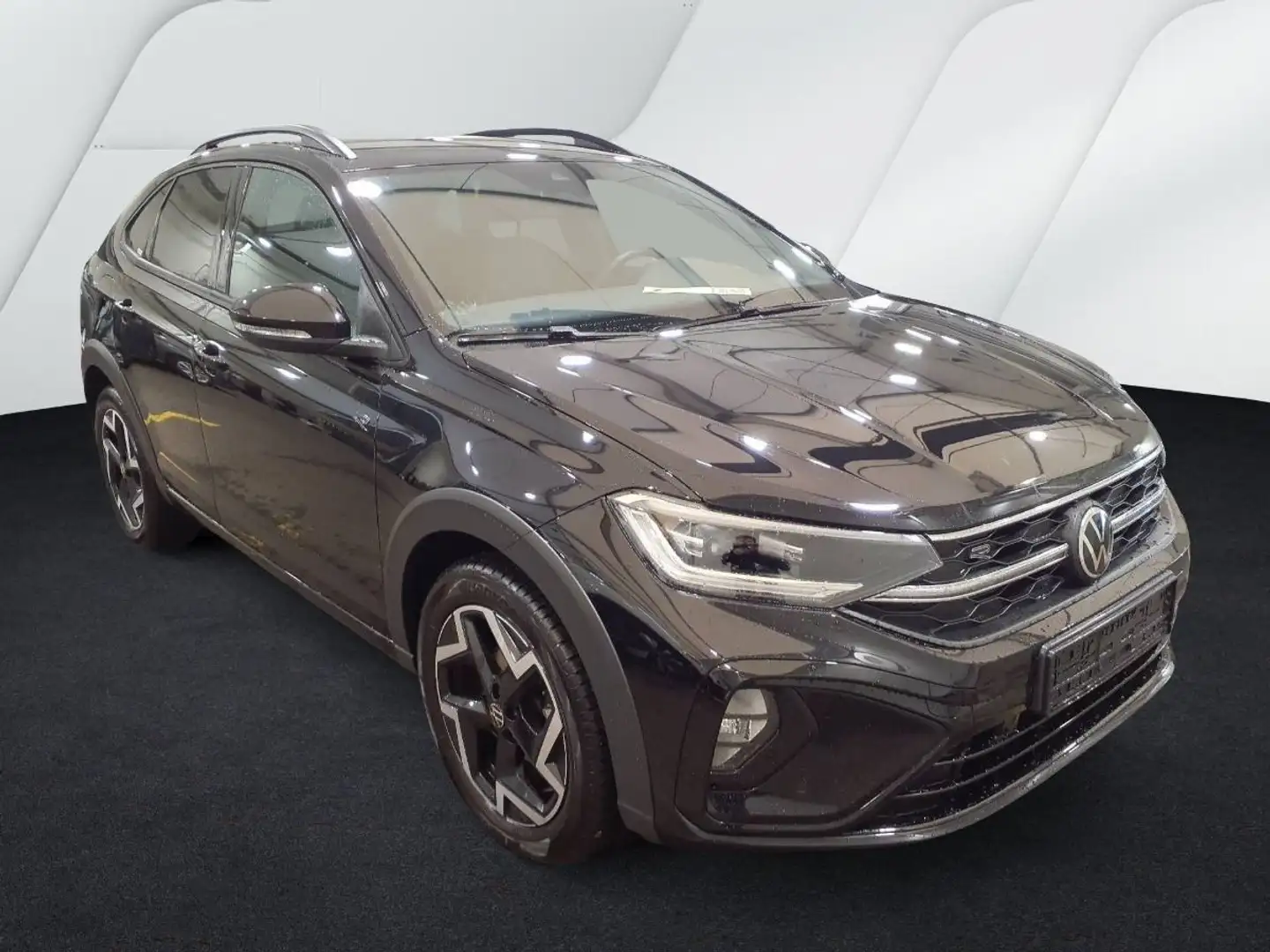 Volkswagen Taigo 1.5TSI DSG R-Line NAVI AHK MATRIX-LED Schwarz - 2