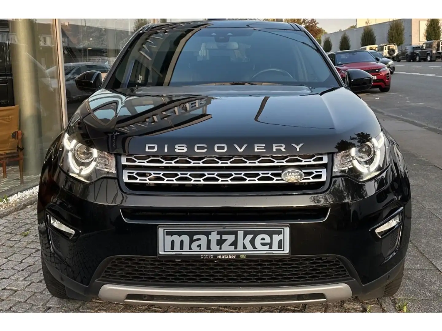 Land Rover Discovery Sport L550 2.0 TD4 (180PS) HSE Schwarz - 2