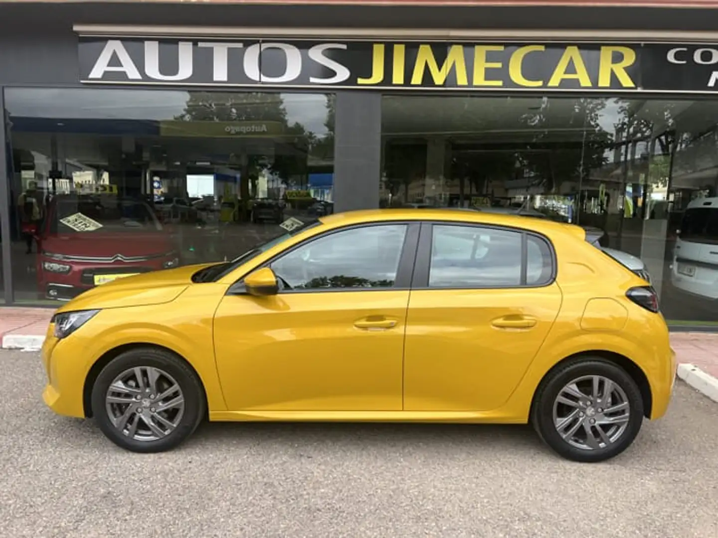 Peugeot 208 1.2 Puretech S&S Active Pack 100 Amarillo - 2
