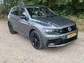 Volkswagen Tiguan 1.5 TSI Highl. Bus R Grijs - thumbnail 2