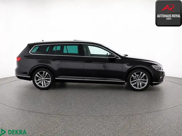 Volkswagen Passat view 6