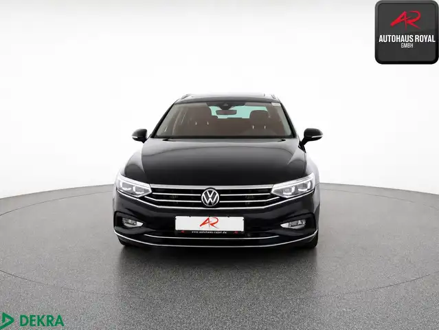 Volkswagen Passat view 8