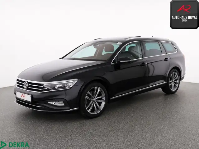 2023 Volkswagen Passat in Black for sale