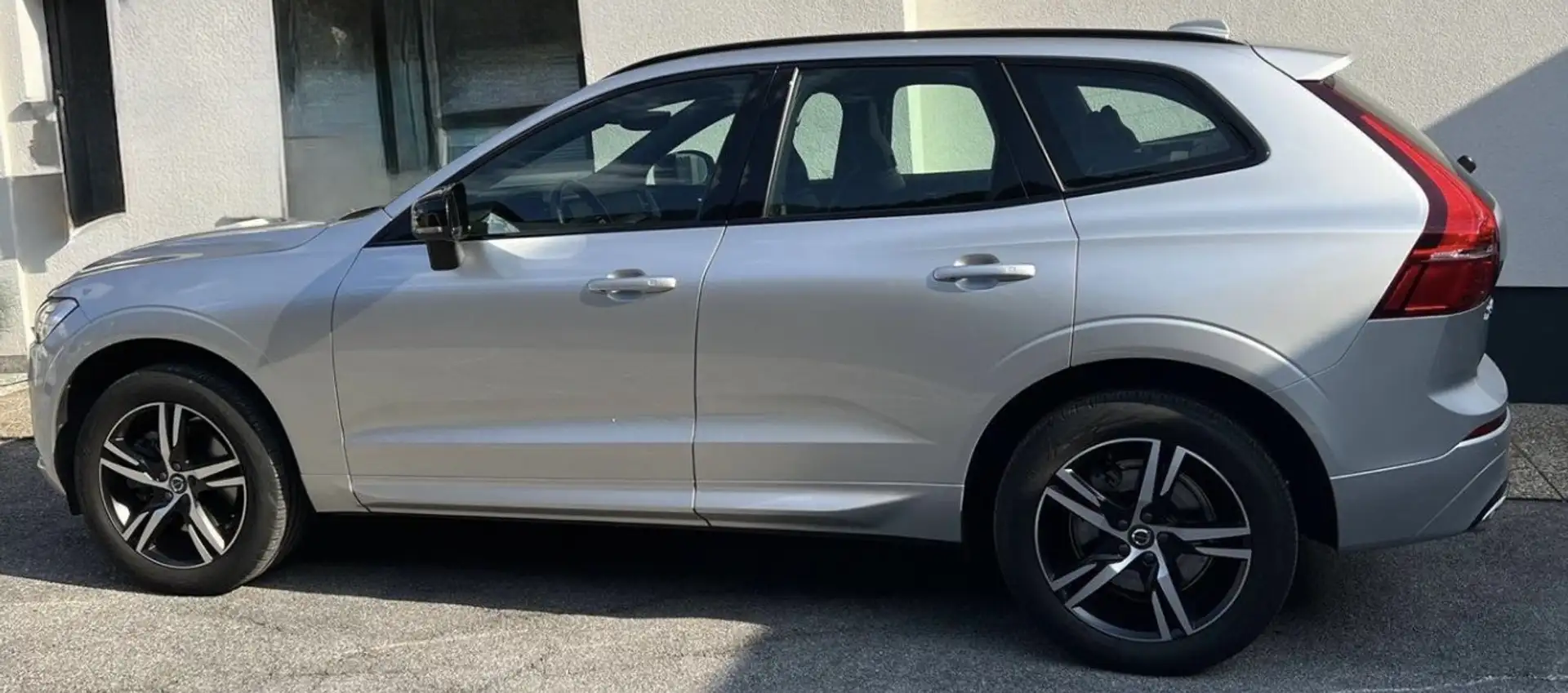 Volvo XC60 B4 R Design AWD Geartronic - 2