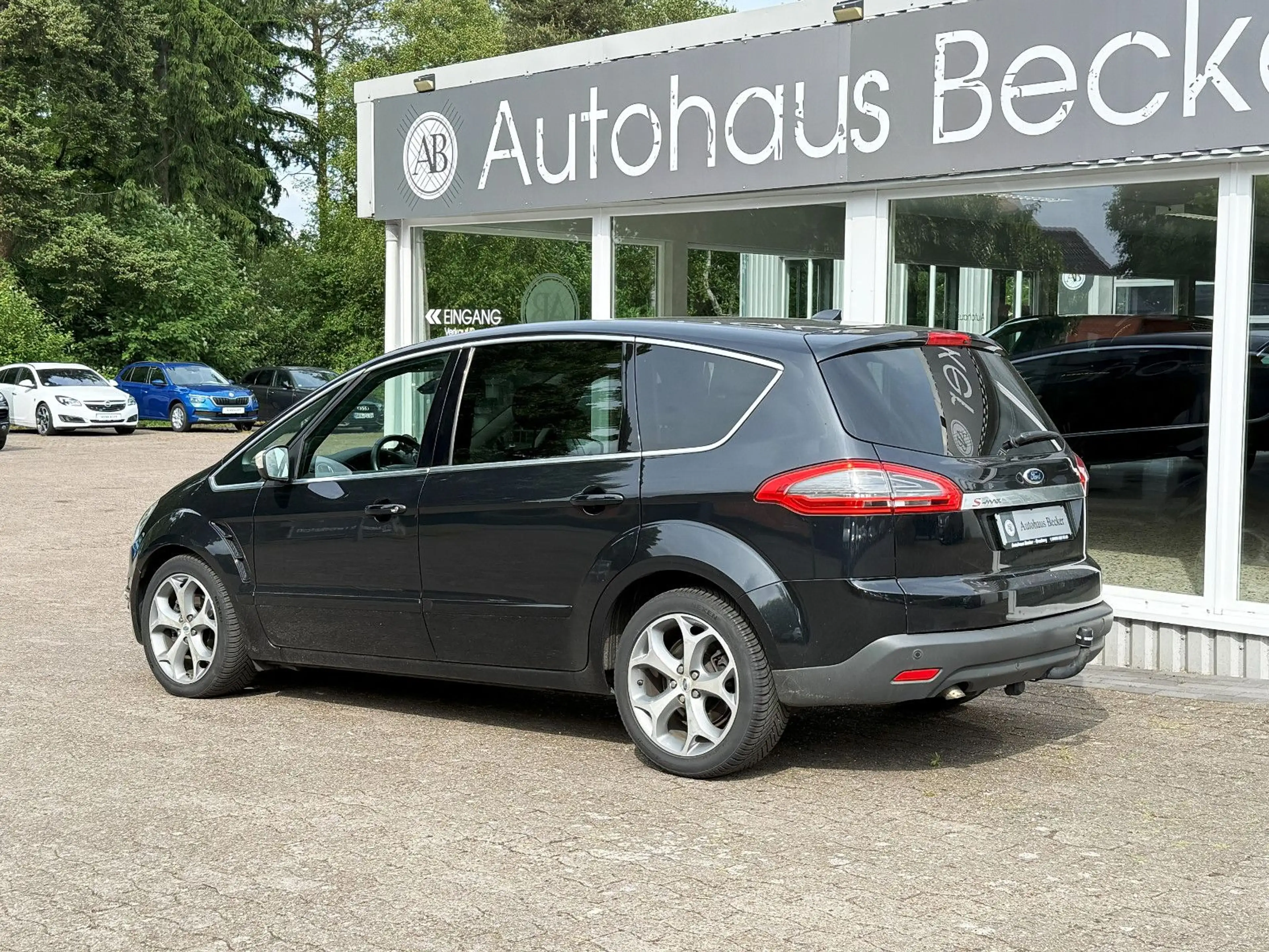 Ford S-Max 2.0TDCI Titanium+GETRIEBE NEU+XENON+AHK+ — photo 6