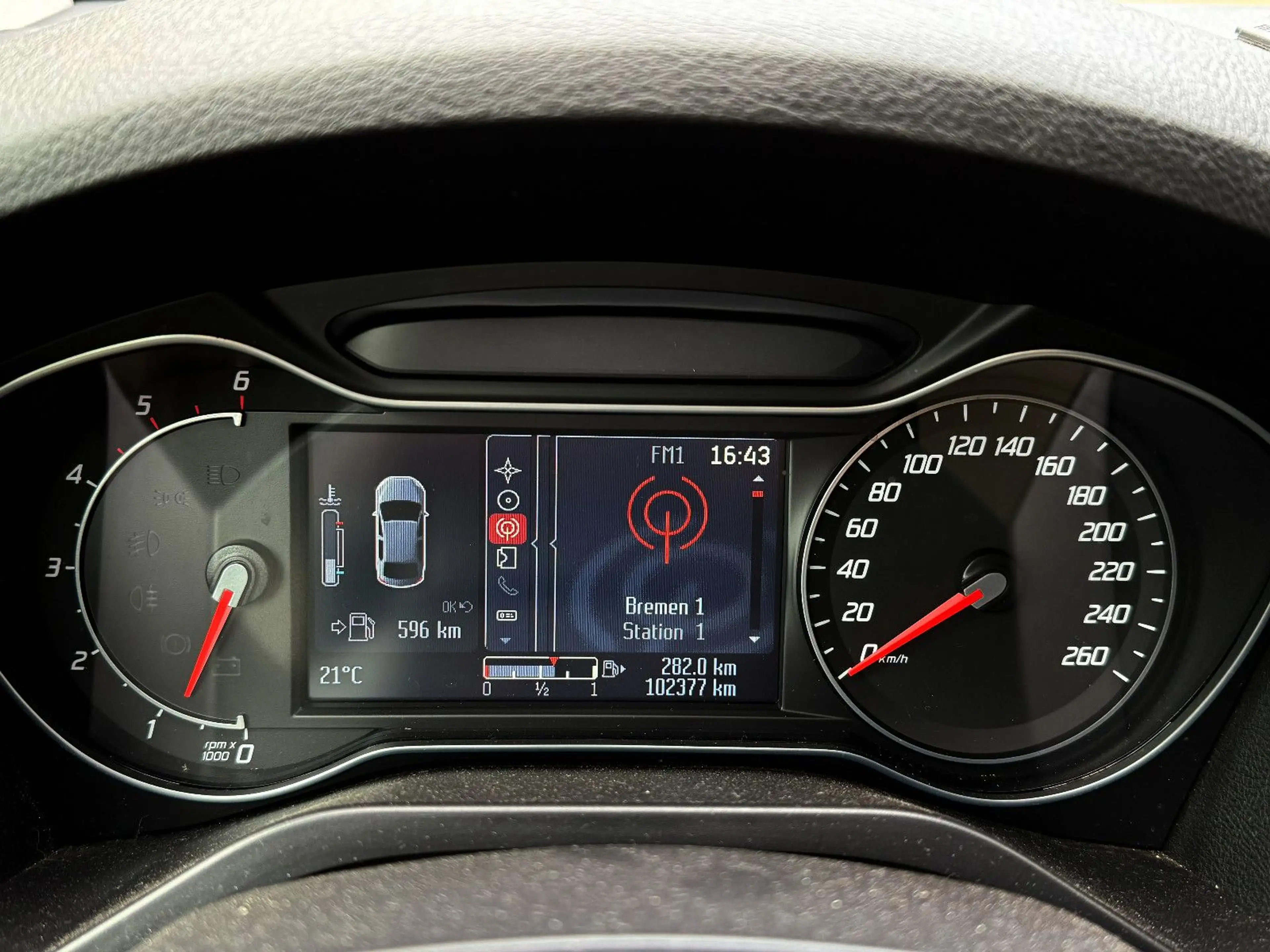 Ford S-Max 2.0TDCI Titanium+GETRIEBE NEU+XENON+AHK+ — photo 15