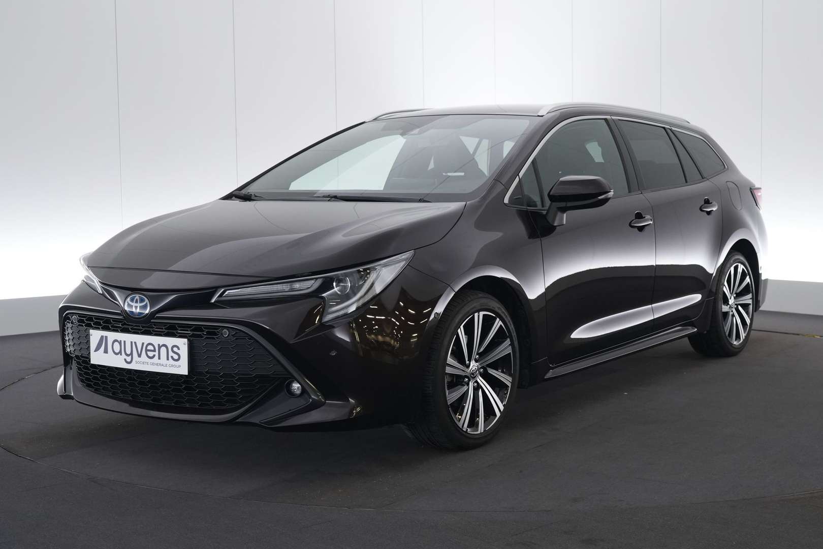 Toyota Corolla nuo 407 €/ mėn Benzinas/Elektra 2022m. Kita Automatinė