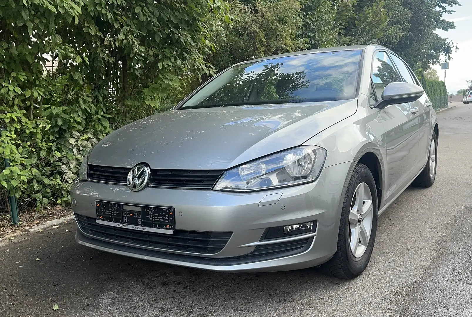 Volkswagen Golf Comfortline BMT Grau - 2