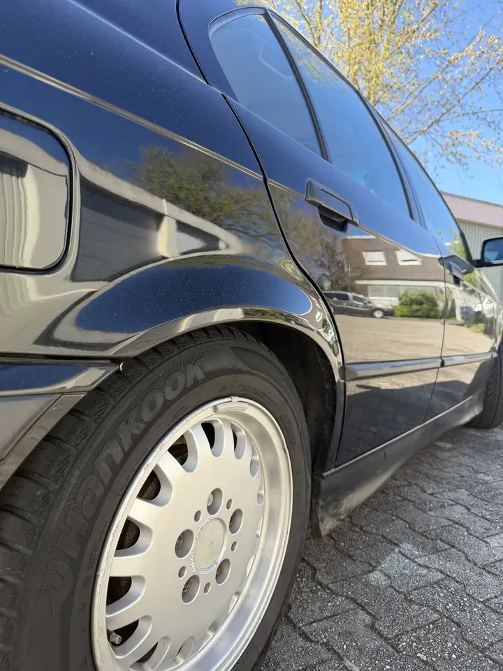 BMW 318i, foto 10