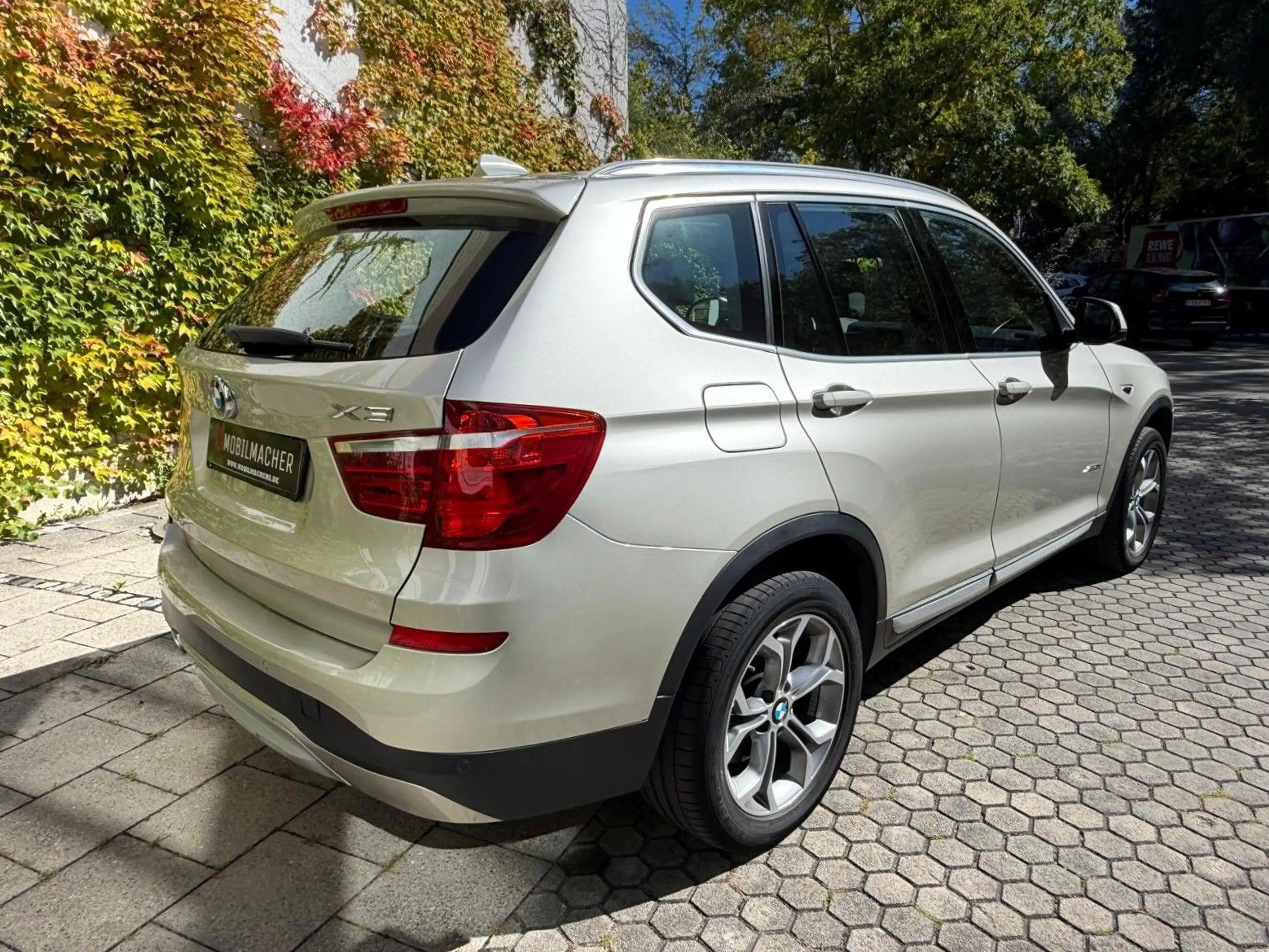 BMW X3 xDrive 20d xLine Navi*Pano*Leder*Temp*AHK*SHZ — photo 7