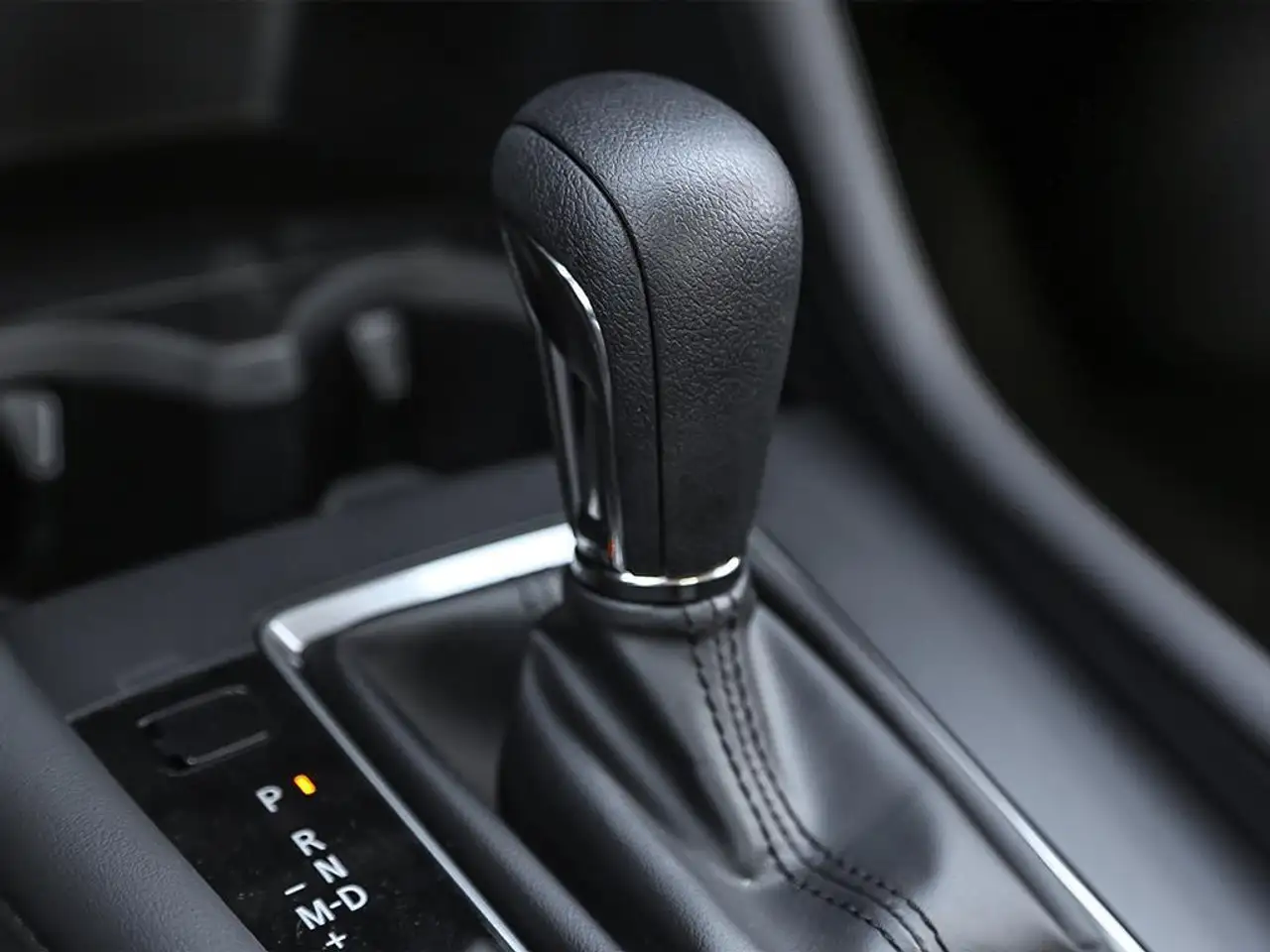 Mazda 3 снимка Mazda 3
