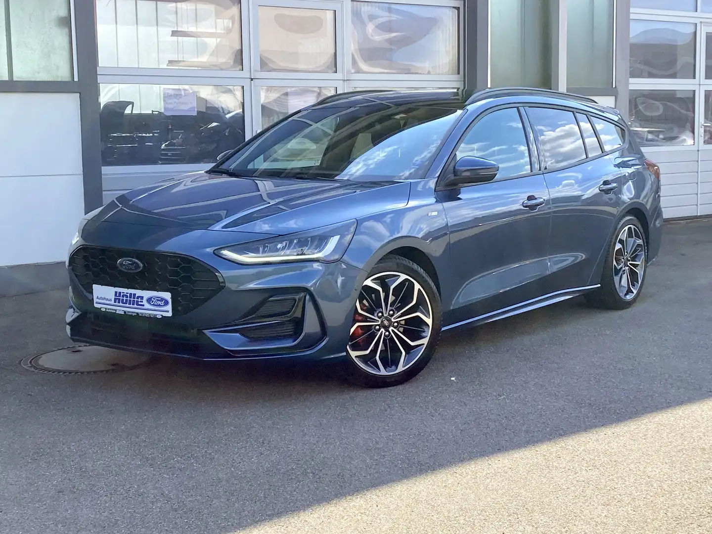 Ford Focus ST-Line X Pano-Dach, Ergo.-Sitze, B&O Blau - 1