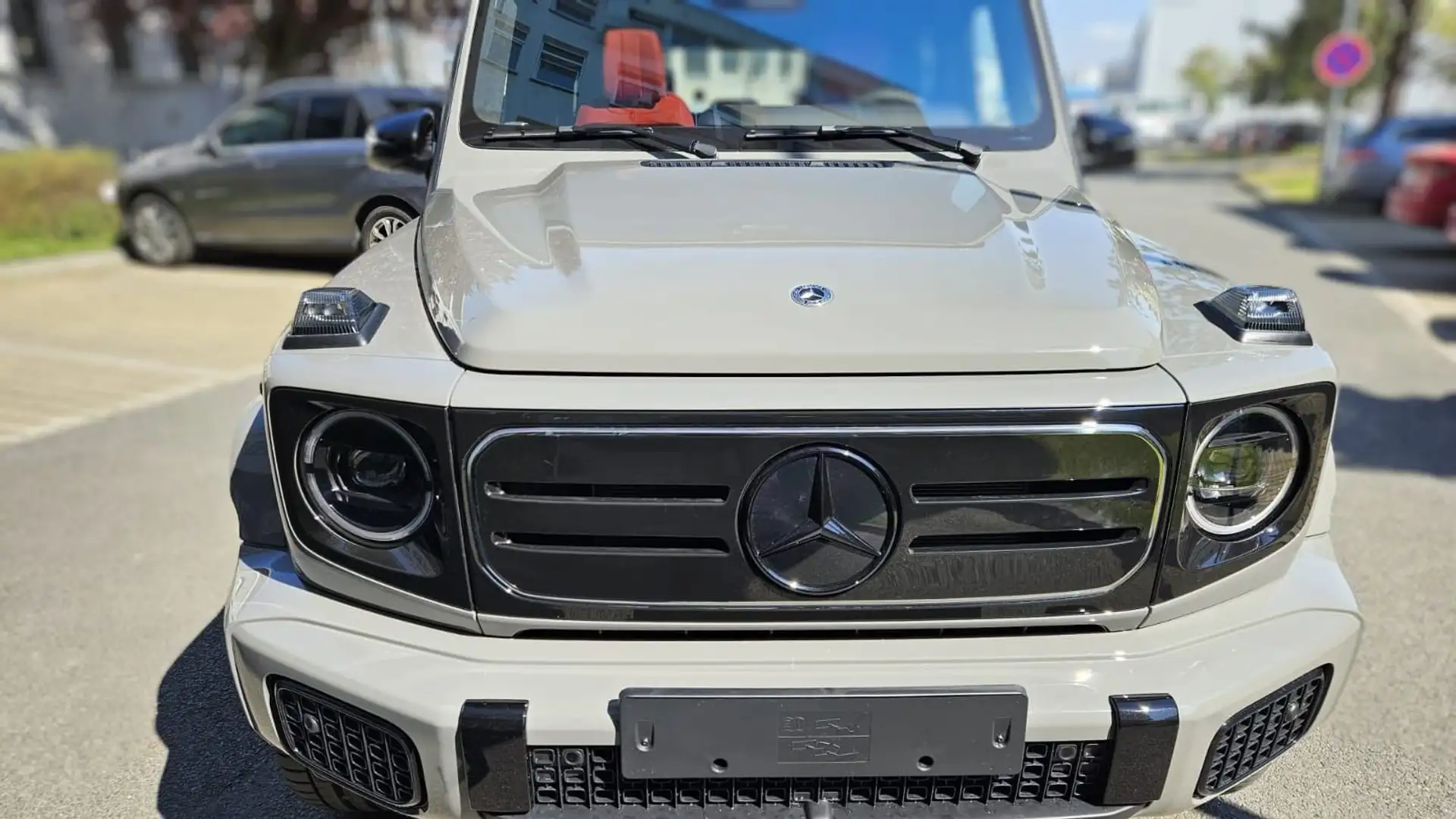 Mercedes-Benz G 580 EGQ CLASSICGREY RED PROD 25 CARBON Grey - 1