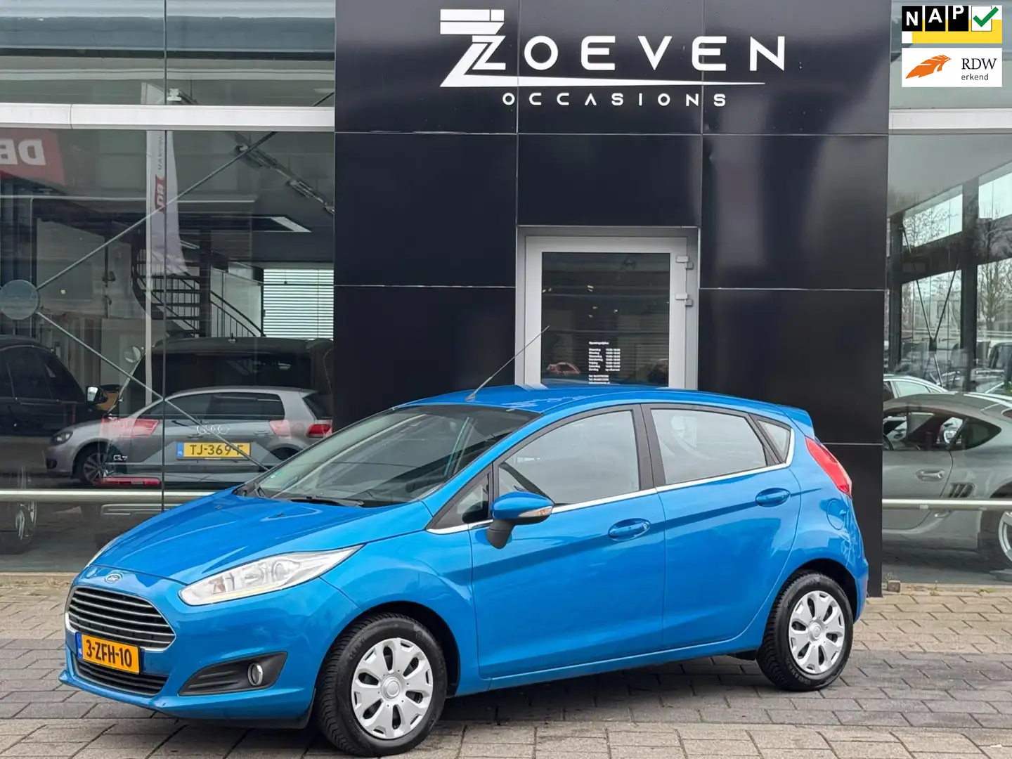 Ford Fiesta 1.0 EcoBoost Titanium Blauw - 1