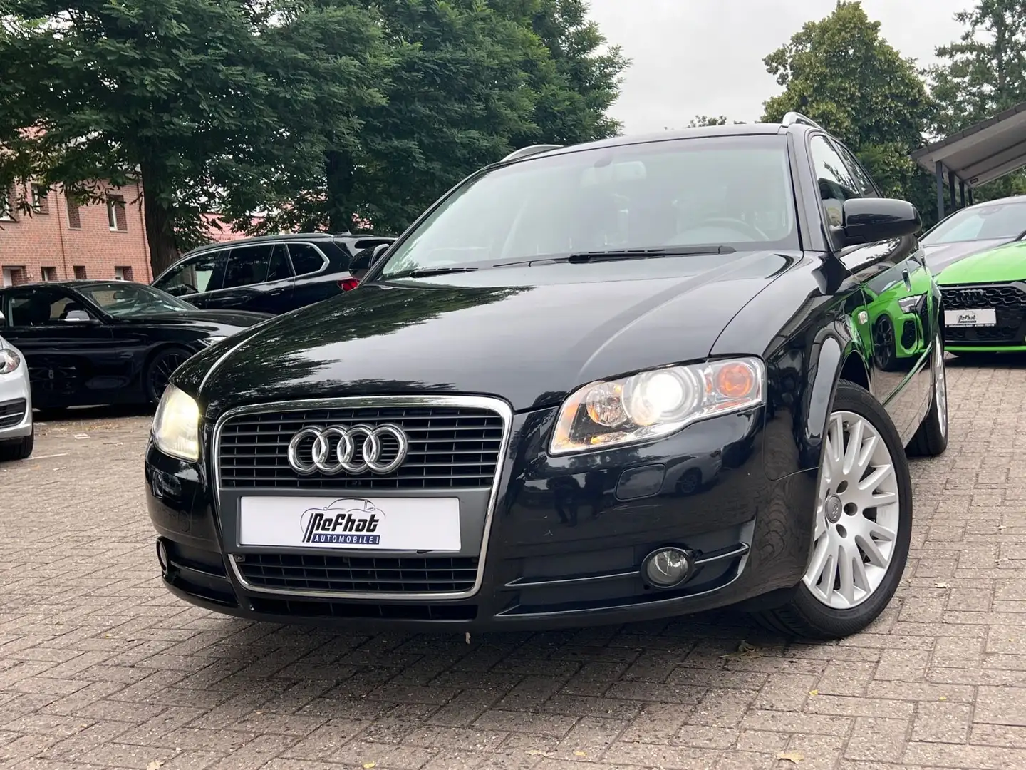 Audi A4 Avant 2.0 SHZ Schwarz - 2