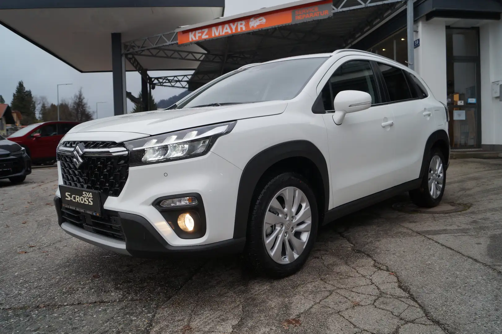 Suzuki S-Cross 1,4 Hybrid ALLGRIP Shine Aut. Weiß - 1