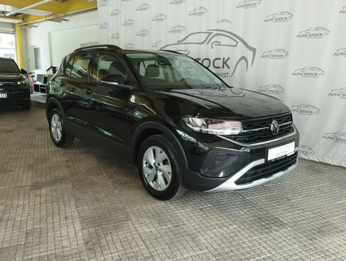 Volkswagen T-Cross 1.0 TSI Life PDC LED App Connect ACC SH Nero - 1