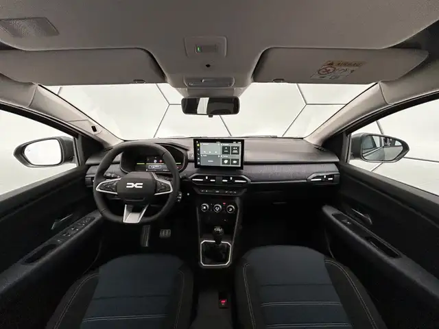 Dacia Sandero view 11