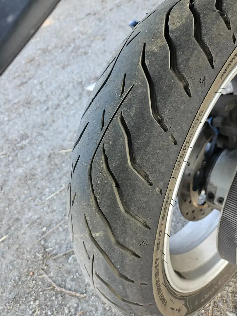 BMW F 650 CS neue Reifen frischer TÜV TOP Zustand Silber - 2