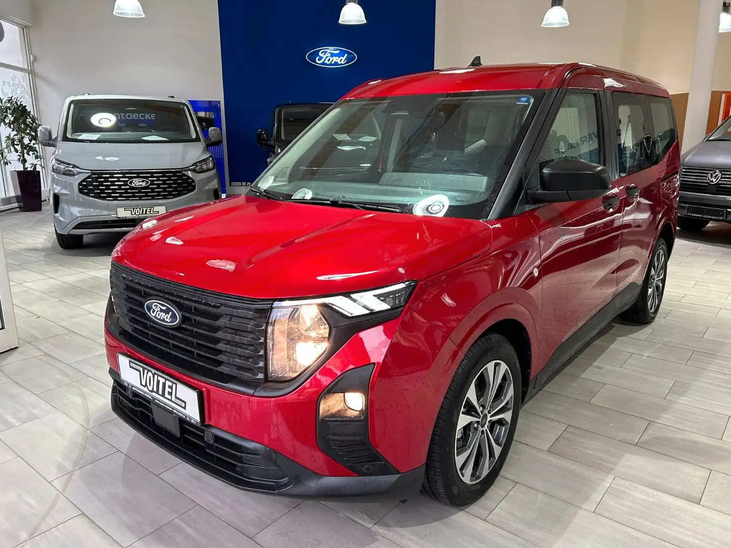 Ford Tourneo Courier Rot - 1