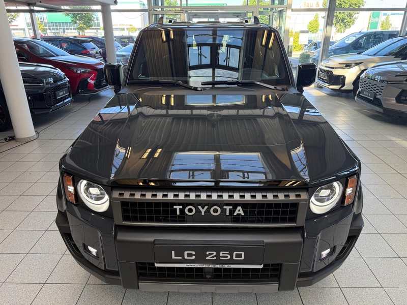 Toyota Land Cruiser 250 NEW FACE OF 2027-360 KAMERA-COOL BOX-LED — photo 15