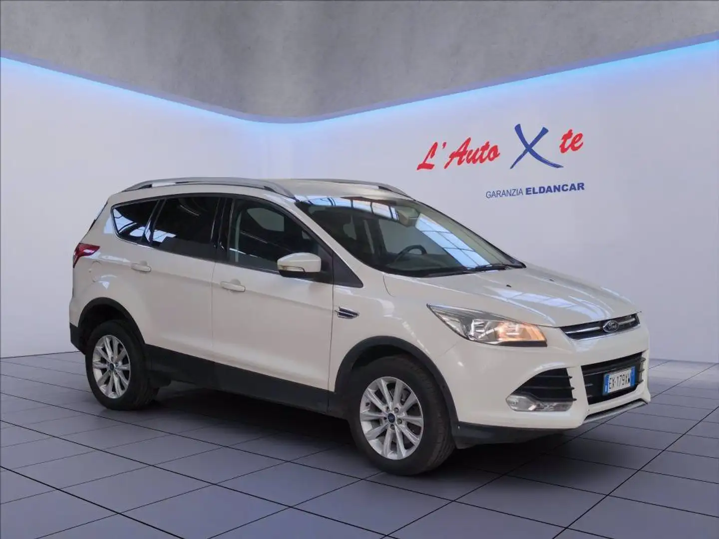 Ford Kuga 2.0 tdci Titanium X 4wd s&s 150cv powershift E6 Bianco - 1