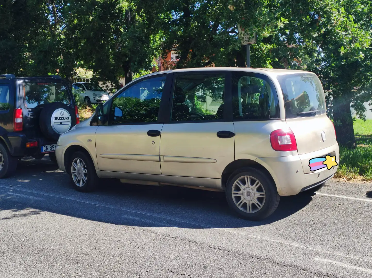Fiat Multipla Multipla 1.6 16v natural power Emotion Zlatá - 2