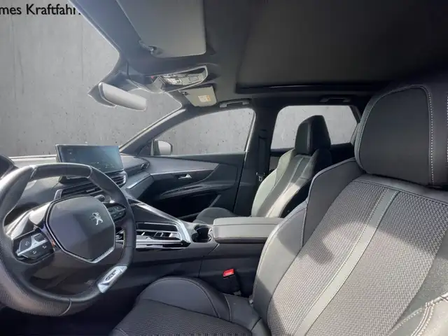 Peugeot 3008 view 9