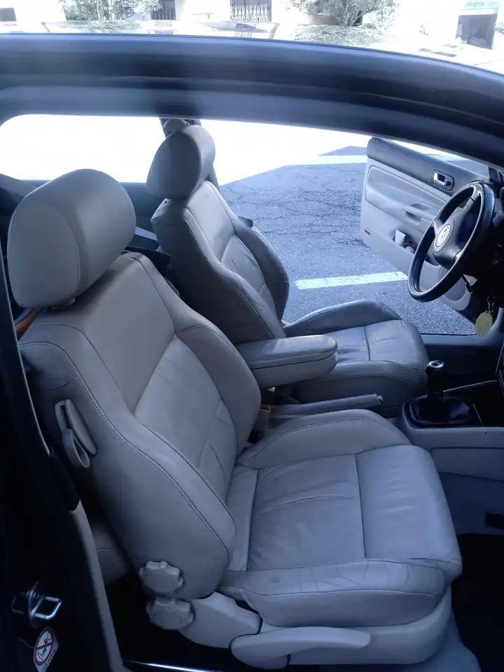 Volkswagen Golf 3p 2.3 V5 Highline 4motion 170cv, foto 10